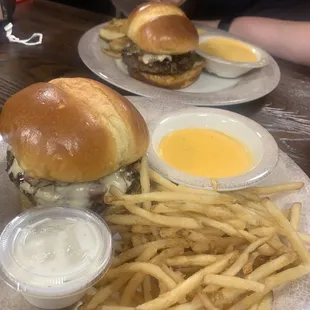 Steakhouse burger with skinny fries and beer cheese dip