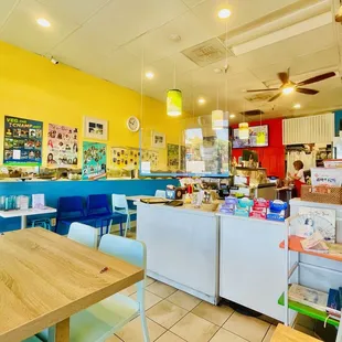 sushi and sashimi, interior