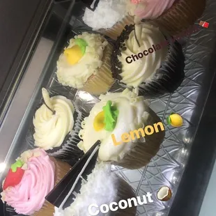 delicious cupcakes