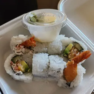 SR3. Shrimp Tempura Roll.