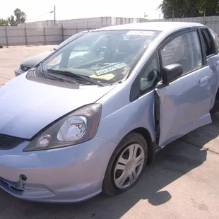 2009 honda fit for parts