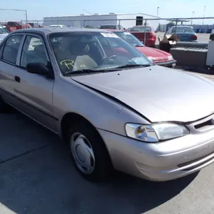 1999 toyota corolla for parts