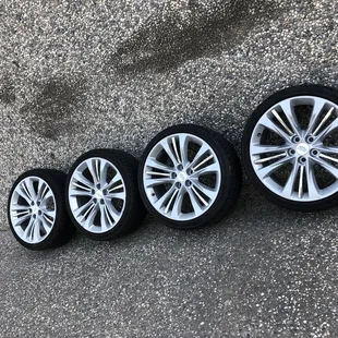 2015 Cadillac STC 20 inch rims