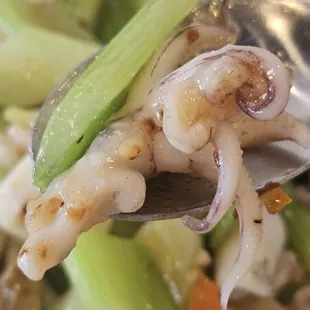 Sauteed squid with garlic sauce
