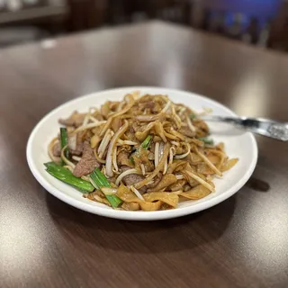 Dry Style Beef Chow Fun