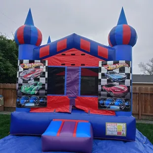 13x13 hot wheels bounce house