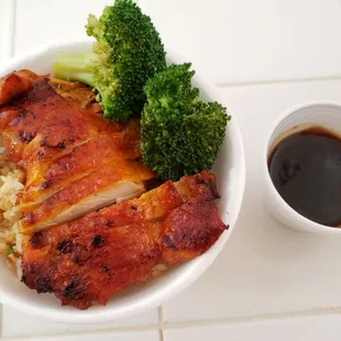 Disgusting Teriyaki chicken bowl! Gelatinous sauce. Eww