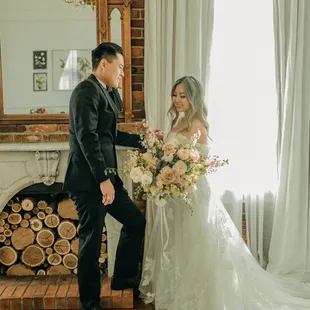 Beautiful bouquet that matches the vibes perfectly!