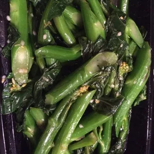 Chinese broccoli in garlic sauce