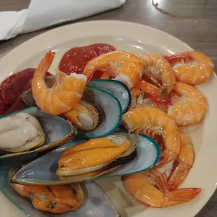 oysters and mussels, food