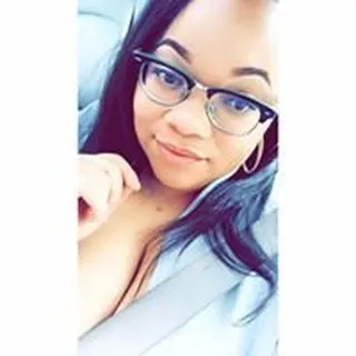 Shae D.