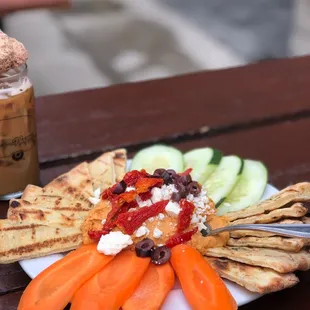 Hummus Plate