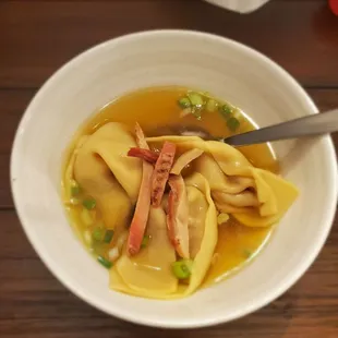 Wonton soup