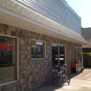 Happy Day Cafe - Leechburg, PA