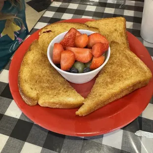 Cinnamon toast with fruit appetizer