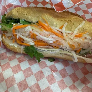 Combination banh mi