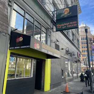 March 1 2023: store front on 6th St