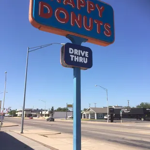 Happy Donuts road signage