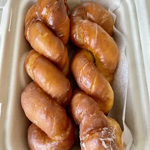 Regular Twist Bars