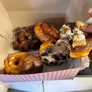 Donuts! Apple Fritter, Cinnamon Roll, s'mores, old fashioned, cream filled, Oreo