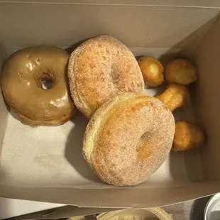 Maple dip, sugar and glazed donut holes.