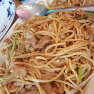 Chicken Lo Mein