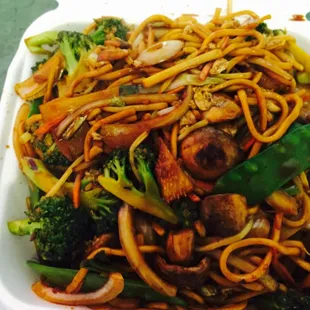 LARGE Vegetable Lo Mein - $7.75