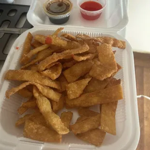 I dunno, I ordered 10 Deep Fried Won Ton?