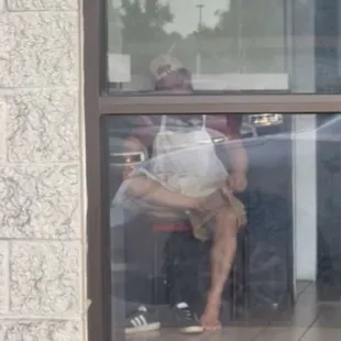 Is the toe jam going into the General Tso Chicken?