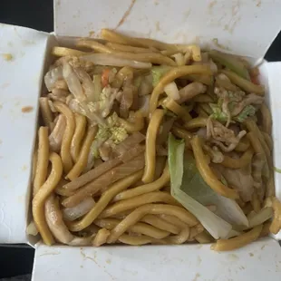 Chicken Lo Mein