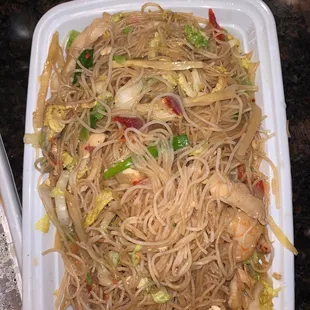 House chow mein fun