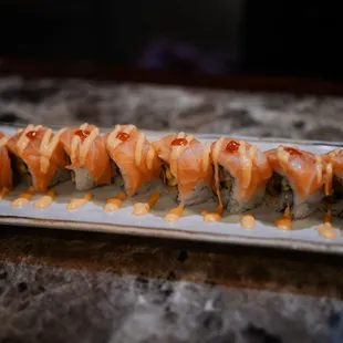 S30 Salmon Love Roll (Spicy)