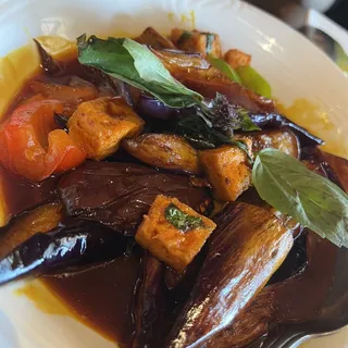 Savory Stir-fried Eggplant and Tofu