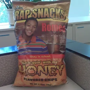 Sharin&apos; my chips with my boo.