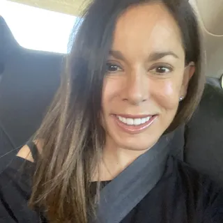 Nicole V.