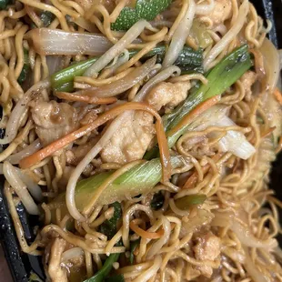 Chicken Lo Mein