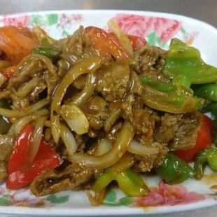 Beef with tomato green pepper