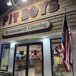 Main Entrance to the best place for Crab!!!