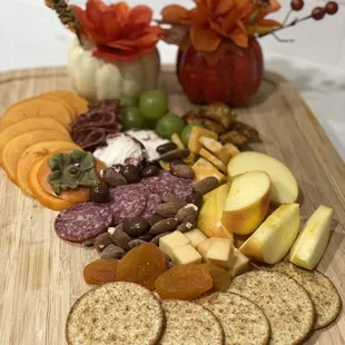 Yelp Elite grazing box