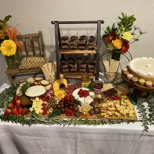Table Spread