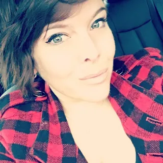 HNicole L.