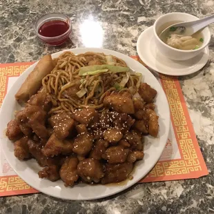 Sesame chicken combination plate with all chow mein.  Large portion!  Came with a side on wonton soup