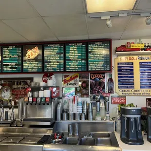 Shakes, sundaes and assorted sodas...plenty of options.  Clean and organized!