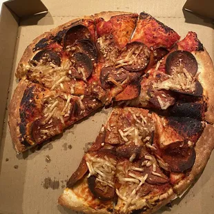 Vegan pepperoni would not recommend