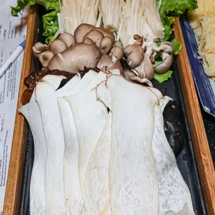 Mushroom Platter &amp; More (@joeynht)