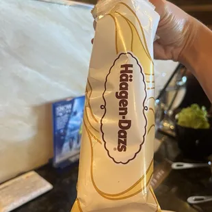 Free ice cream if you join their wechat group