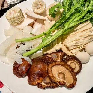 ramen and noodles, food