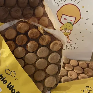 H4. Half and Half Bubble Waffle