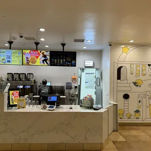 Nice storefront in food court