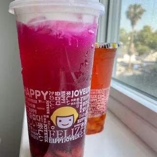 G5. Strawberry Green Tea - Cold (Large)